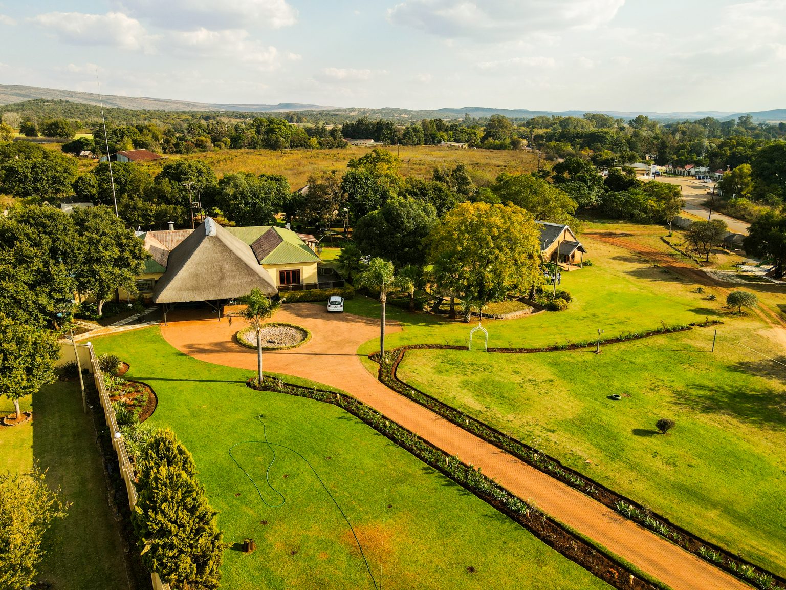 avela-lodge-spa-finding-ourselves-in-the-contentment-of-serving-others